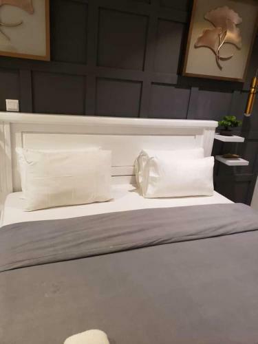Bed & Breakfast Ebs Legends Luxurious