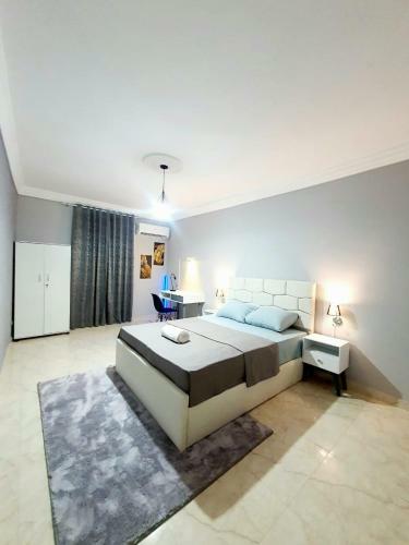 Hostal Modern And Elegant Private Room