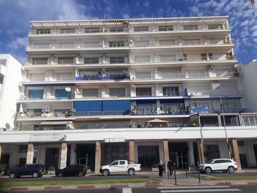 Luxury Apartment 105sqm Terrace Seafront