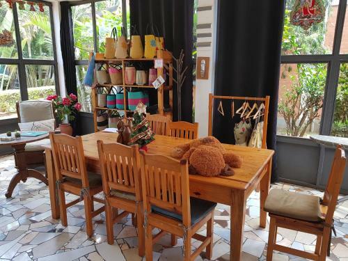 Hostal Meva Guesthouse