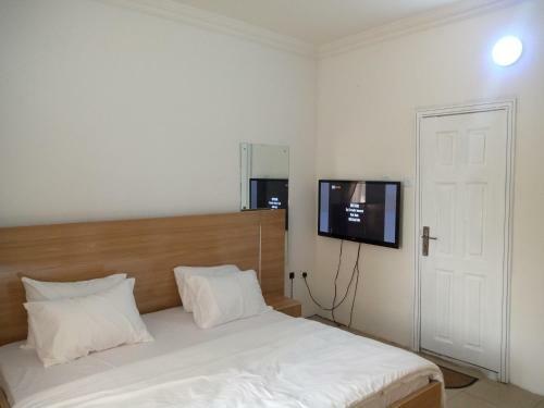 Derin Apartment
