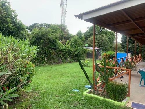 Casa Mara Hostal Farall�n