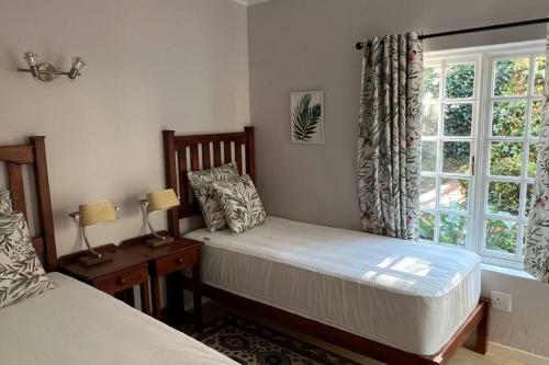 Villa Elm Tree House - Dullstroom - Holiday Home