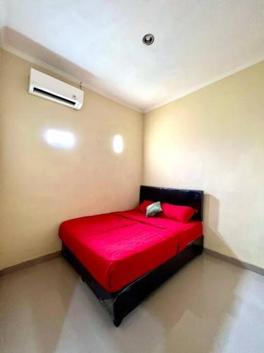 Three Bedrooms House Djanuraga House 5