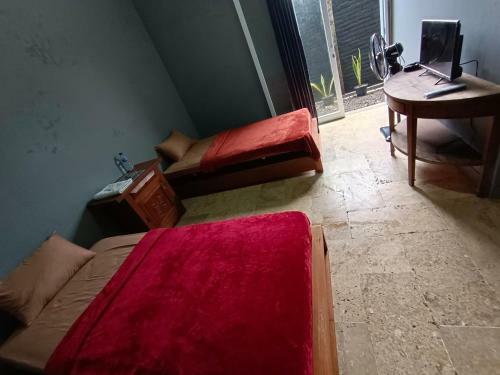 Hotel Homestay Adah