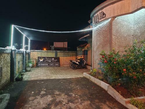 Hotel Homestay Adah