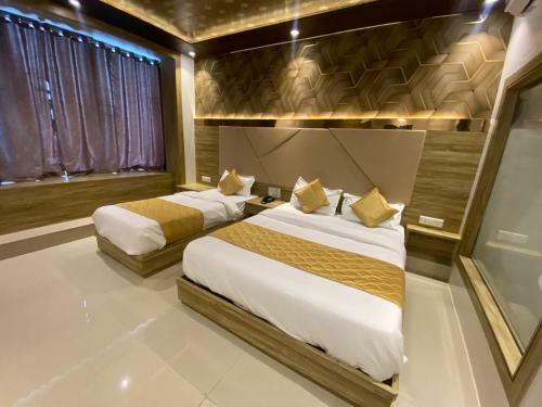 Hotel Bkc Crown - Near Us Embassy