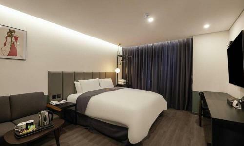 Hotel ??? ??