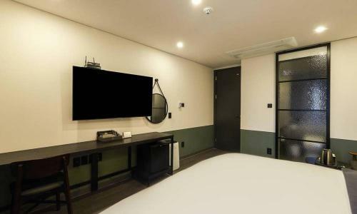 Hotel ??? ??