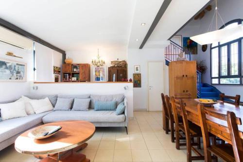 Jaffa - Apartments By The Sea