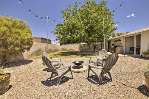 Modern Peoria Home Large Yard, Grill, Games!