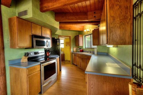Tucson Natural 5br By Casago