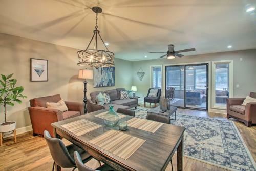Updated Townhome With Deck, Grill And Sunroom!