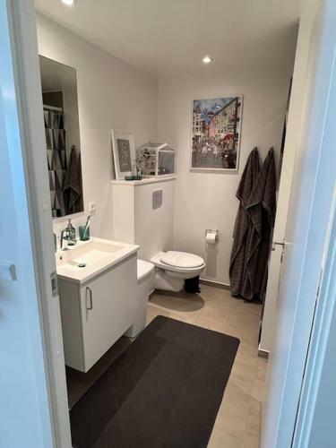 Apartamento Lovely 3 Bedroom With Everything For 3-6 People