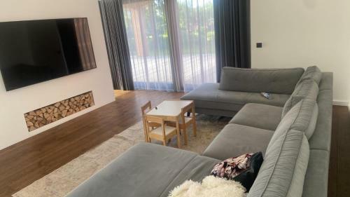 Apartamento Suure Terrassiga Maja R��mal