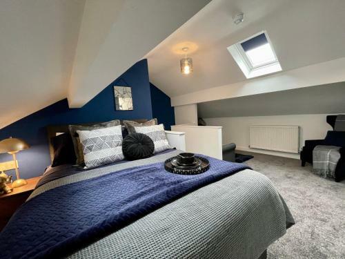 Hostal 5 Bed Home On Birdwell Road - Free Parking