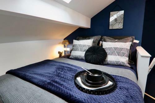 Hostal 5 Bed Home On Birdwell Road - Free Parking