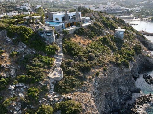 Villa Aiolos: Above The Sea, Within Agios Nikolaos