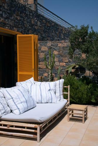 Villa Aiolos: Above The Sea, Within Agios Nikolaos