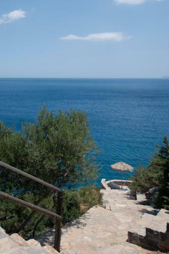 Villa Aiolos: Above The Sea, Within Agios Nikolaos