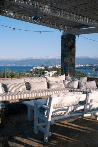 Villa Aiolos: Above The Sea, Within Agios Nikolaos