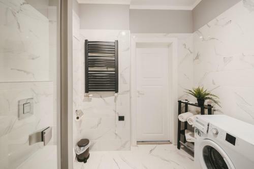 Bright Vilnius Old Town Apartment