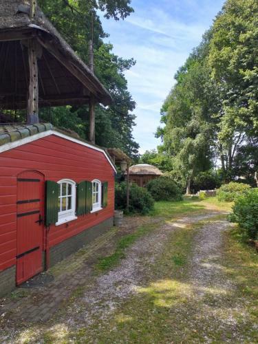 Bed & Breakfast De Geheime Tuin - Boshuis