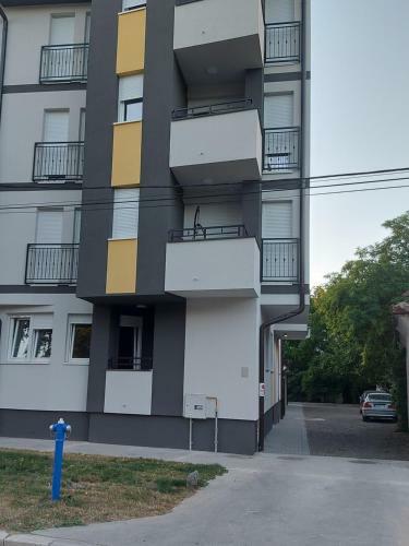 # Espresso 2 Apartman Sa Garazom