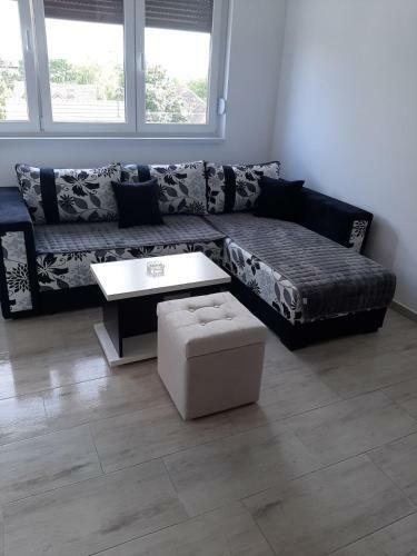 Pele Apartmani - Apartman 8