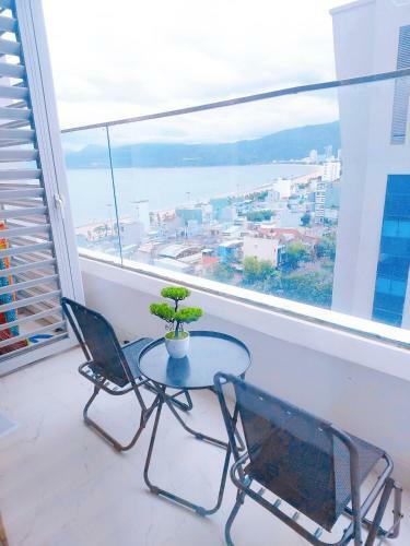Trips Apartmen & Home Stay Quy Nh?n