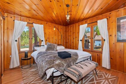 The Historic 1932 Lodge At Big Bear Lake