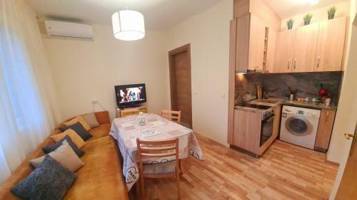 Apartment Sweet Home