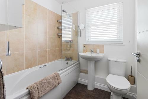 A Modern And Cosy Apartment Just Yards From Brixham?s Bustling Harbourside