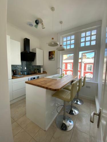 Apartamento Spacious 3 Bed Flat 10min Walk From Beach