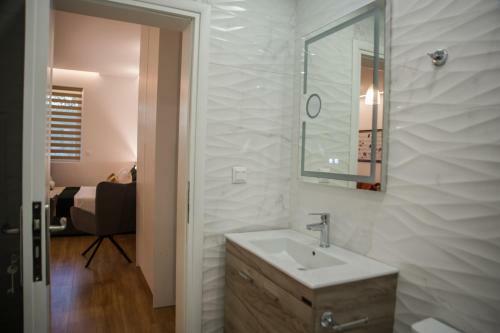 Apartamento Kanari Elegant And Cozy Studios