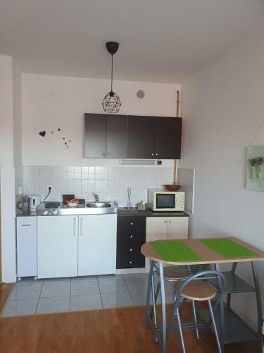Studio Apartman Zeus