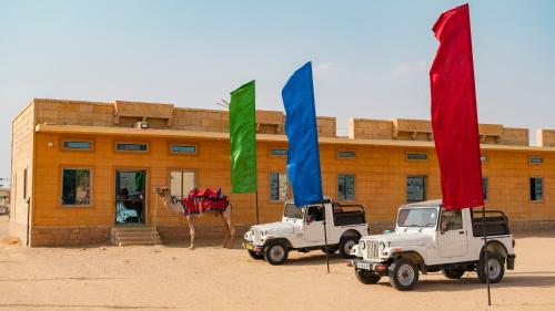 Chotu Maharaj Desert Camp