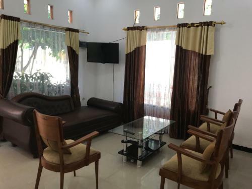 Camp David Villa & Resort