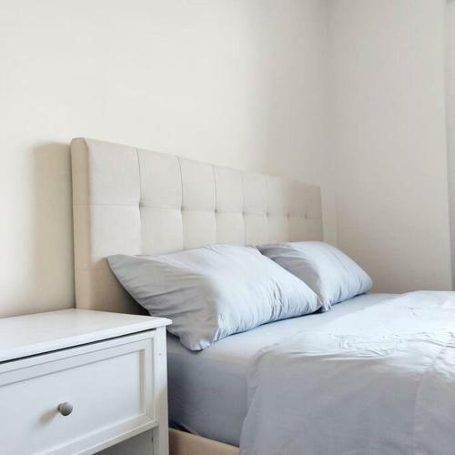 Cozy 1-bedroom Apartment In Downtown Toronto
