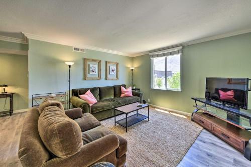 Apartamento Lovely Palm Springs Condo With Pool Access!