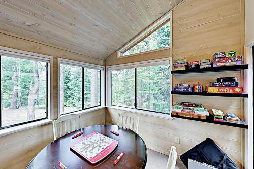 Falcon Point Pines