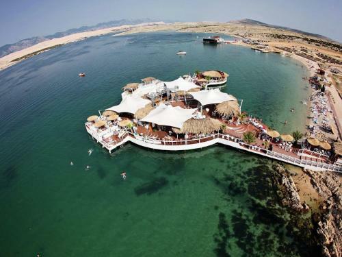 Magnificent Apartment In Pag Dalmatia, Croatia