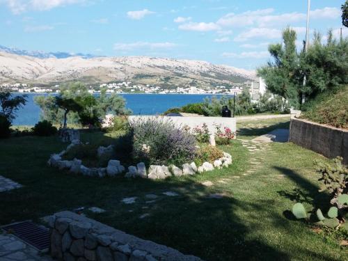 Magnificent Apartment In Pag Dalmatia, Croatia