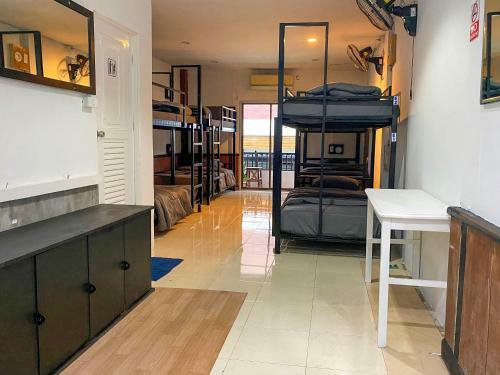 Albergue Phi Phi Little Hub