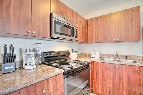 Apartamento Tropical Apt With Patio, Mins To The Beaches!