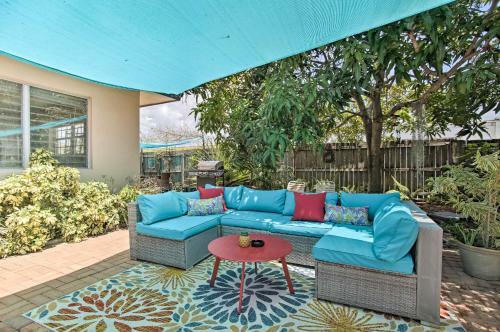 Apartamento Tropical Apt With Patio, Mins To The Beaches!