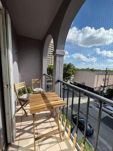 Reach-miami Hosting: Luxury Apartment Near Brickell
