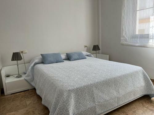 Apartamento La Calahorra Con Parking Gratuito