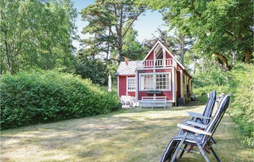 Three-bedroom Holiday Home In Ystad