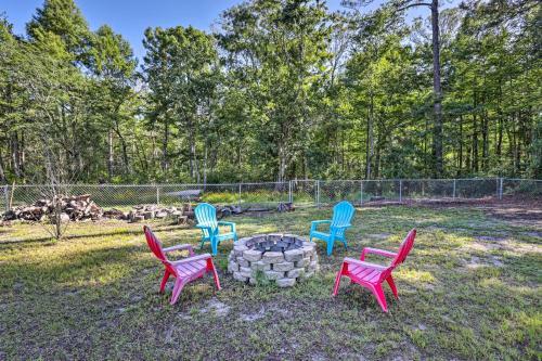 Cozy Steinhatchee House With Fire Pit And Grill!